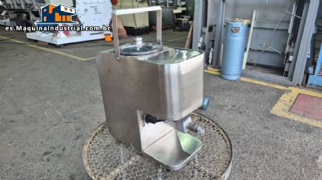 Prensa semiautom�tica para la extracci�n de aceite vegetal